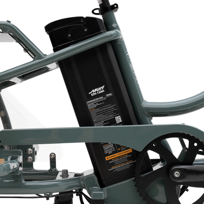 52V 15Ah (780Wh) frame-integrated removable battery on Higgs Cargo utility bike